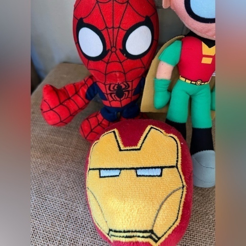 Marvel Assorted plush, stuffed animals. - Picture 2 of 4